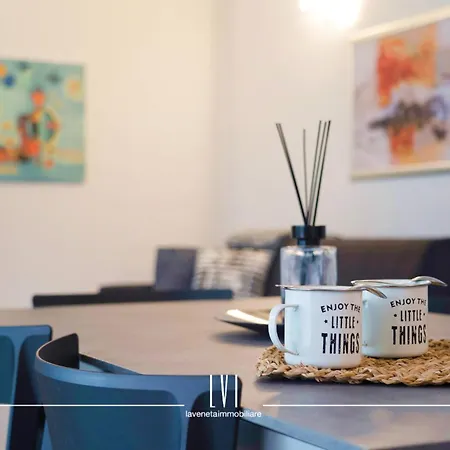 Wave - Private Garden & Pool Retreat Lido di Jesolo