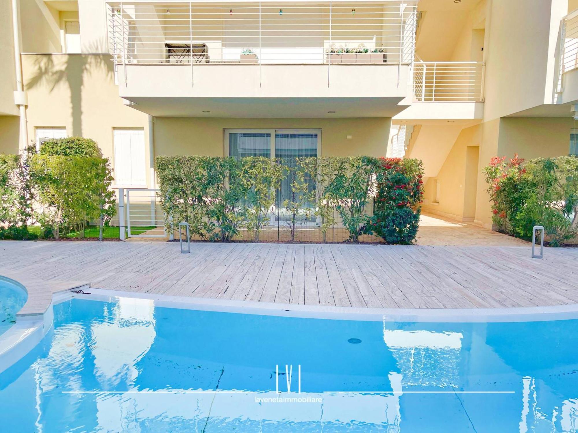 Wave - Private Garden & Pool Retreat * Lido di Jesolo