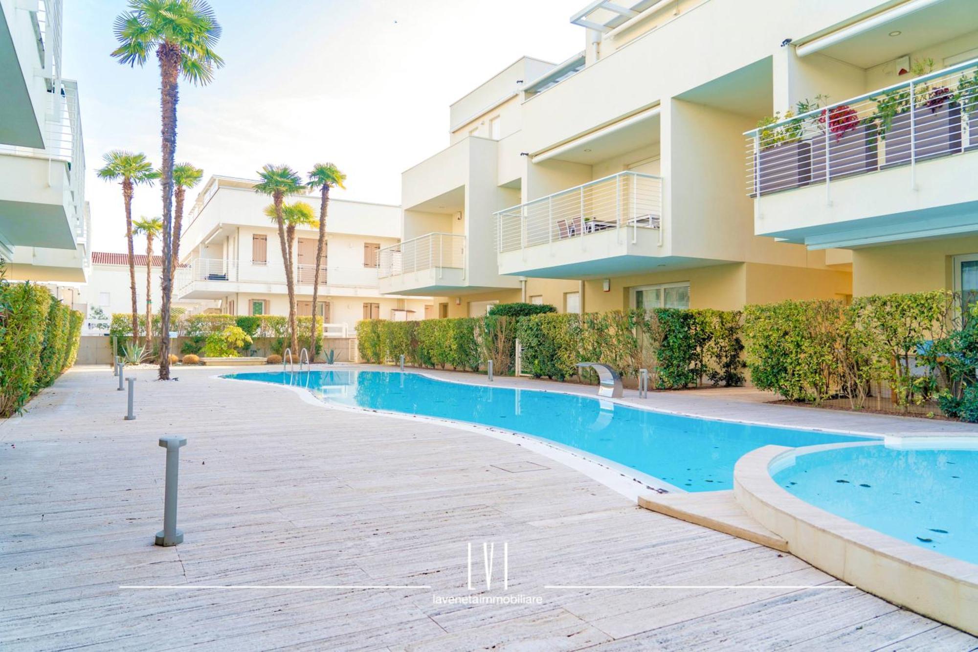 Appartamento Wave - Private Garden & Pool Retreat *