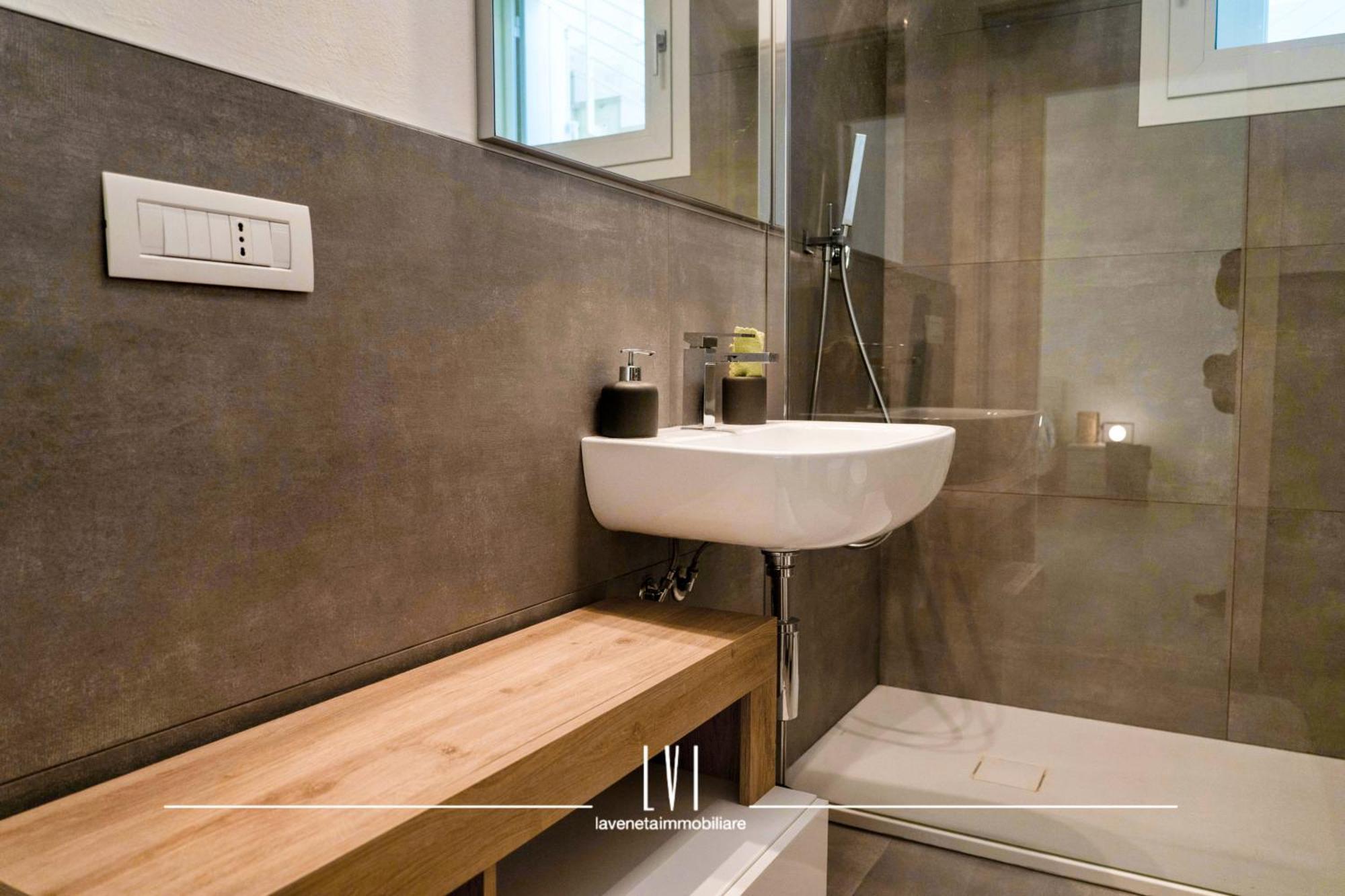 Wave - Private Garden & Pool Retreat